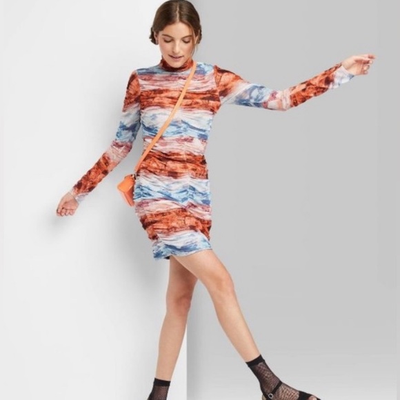 Landscaped Ruched Dress - Picture 6 of 10